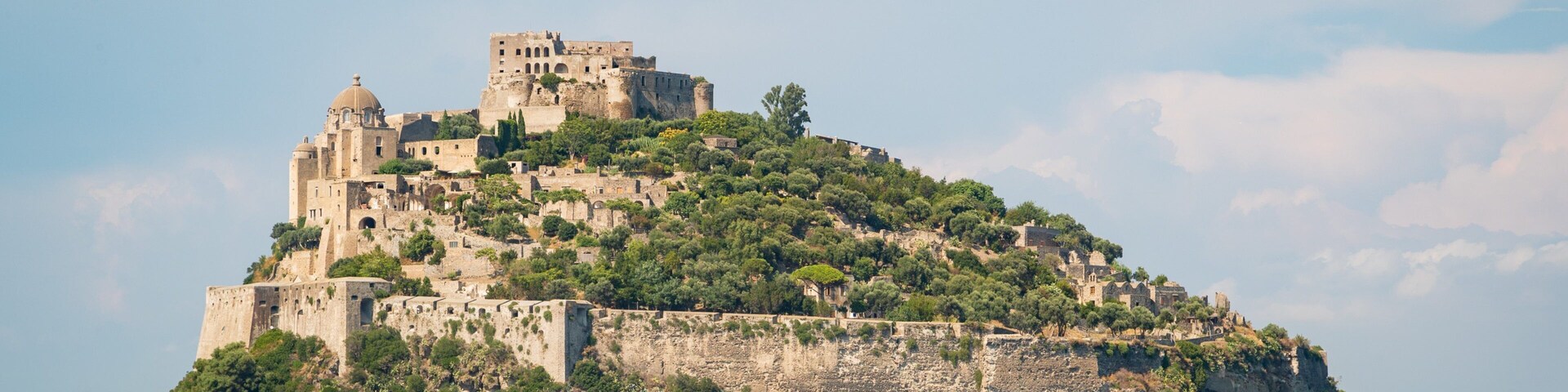 Cartaromana Beach which includes island images, general coastal views and heritage elements