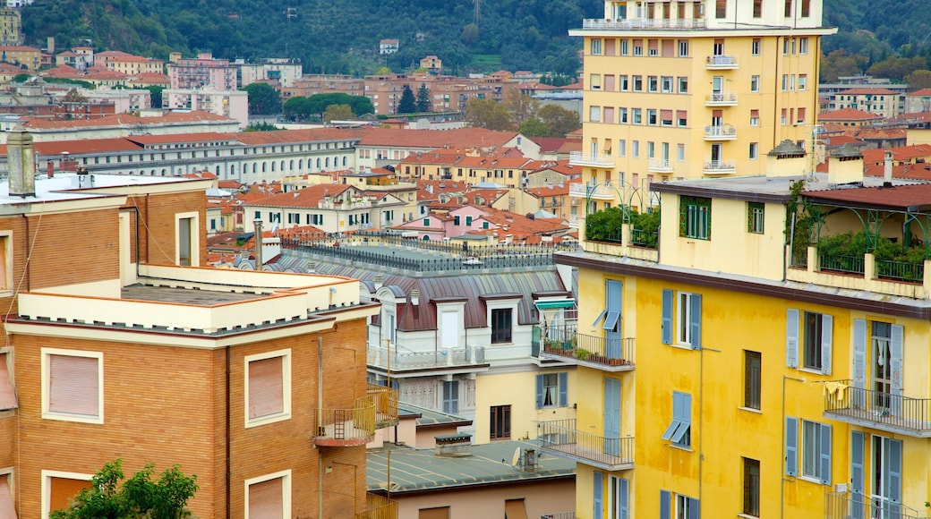 Castello San Giorgio caratteristiche di città