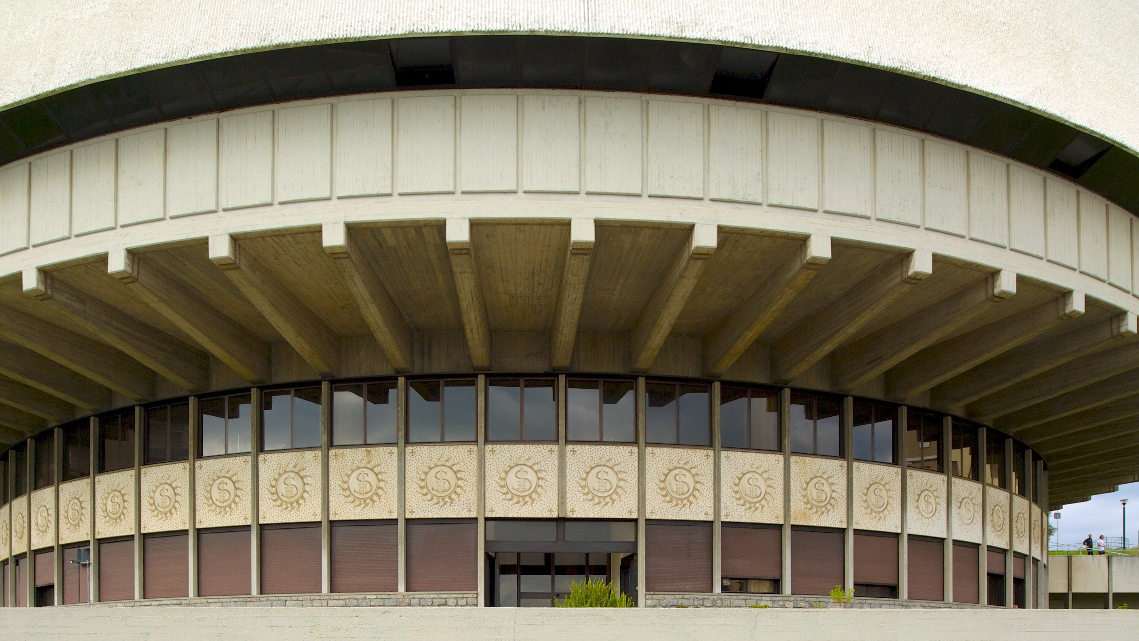 Cattedrale di Cristo Re som omfatter en kirke eller en katedral og moderne arkitektur