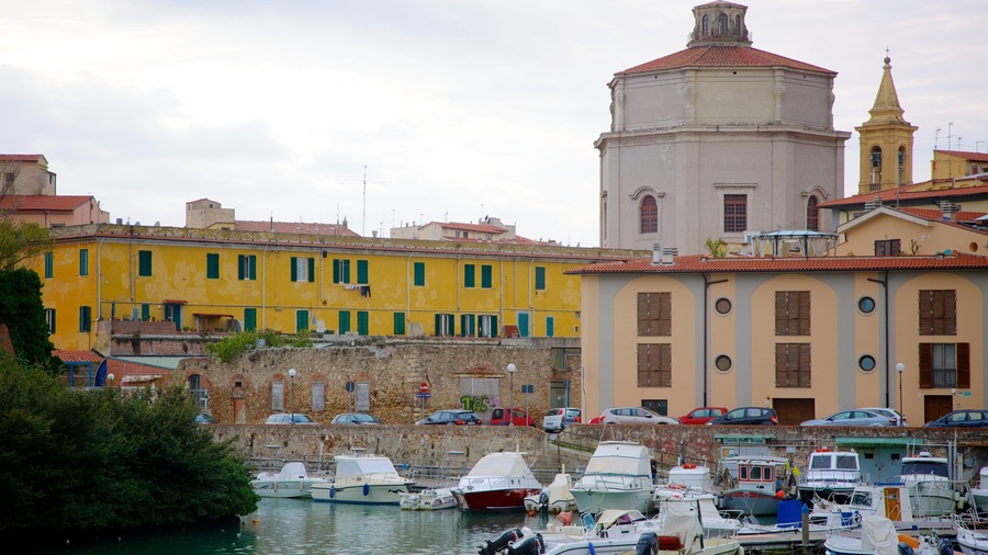Chiesa di Santa Caterina featuring a marina, a coastal town and heritage architecture