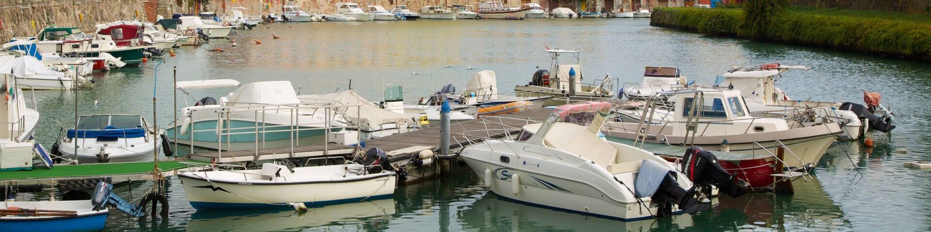 Fortezza Nuova which includes boating, a marina and a bay or harbor