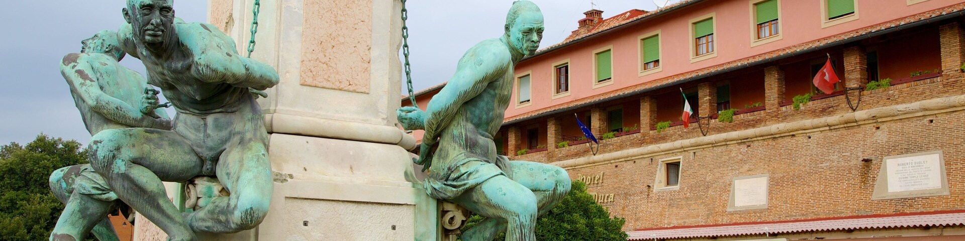 Monumento dei Quattro Mori que inclui um monumento, arte e arte ao ar livre