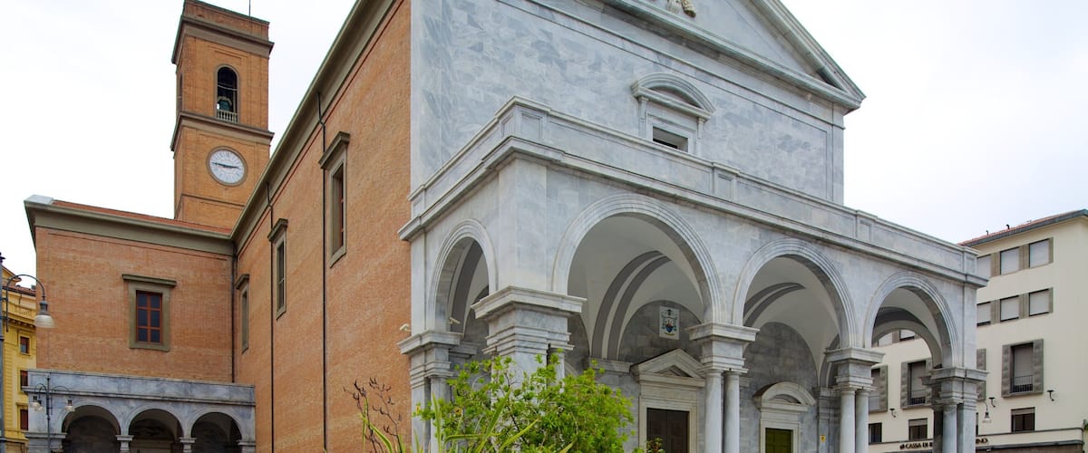 Palazzo Grande qui includes patrimoine architectural