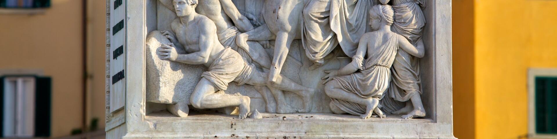 Piazza della Repubblica das einen Statue oder Skulptur, Outdoor-Kunst und Kunst