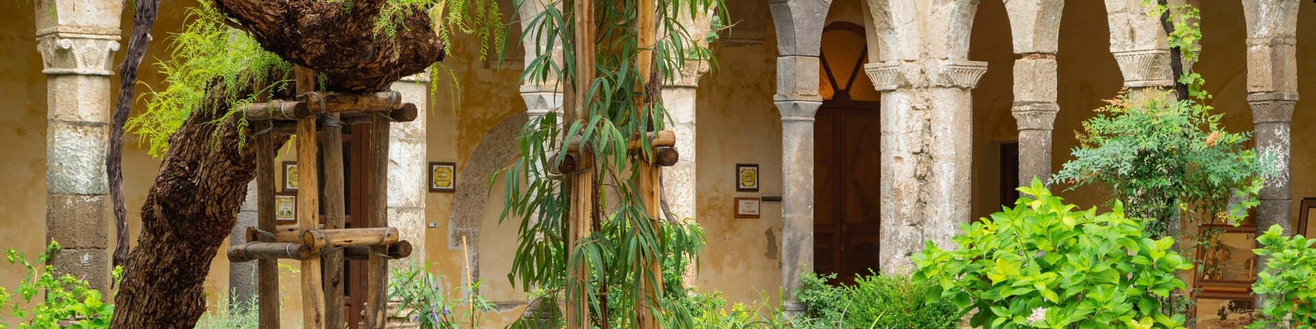 Chiesa di San Francesco which includes a garden