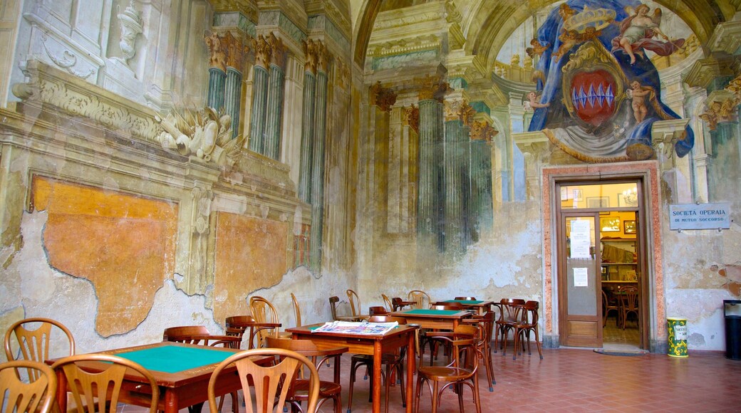 Sedile Dominova showing interior views, dining out and heritage architecture