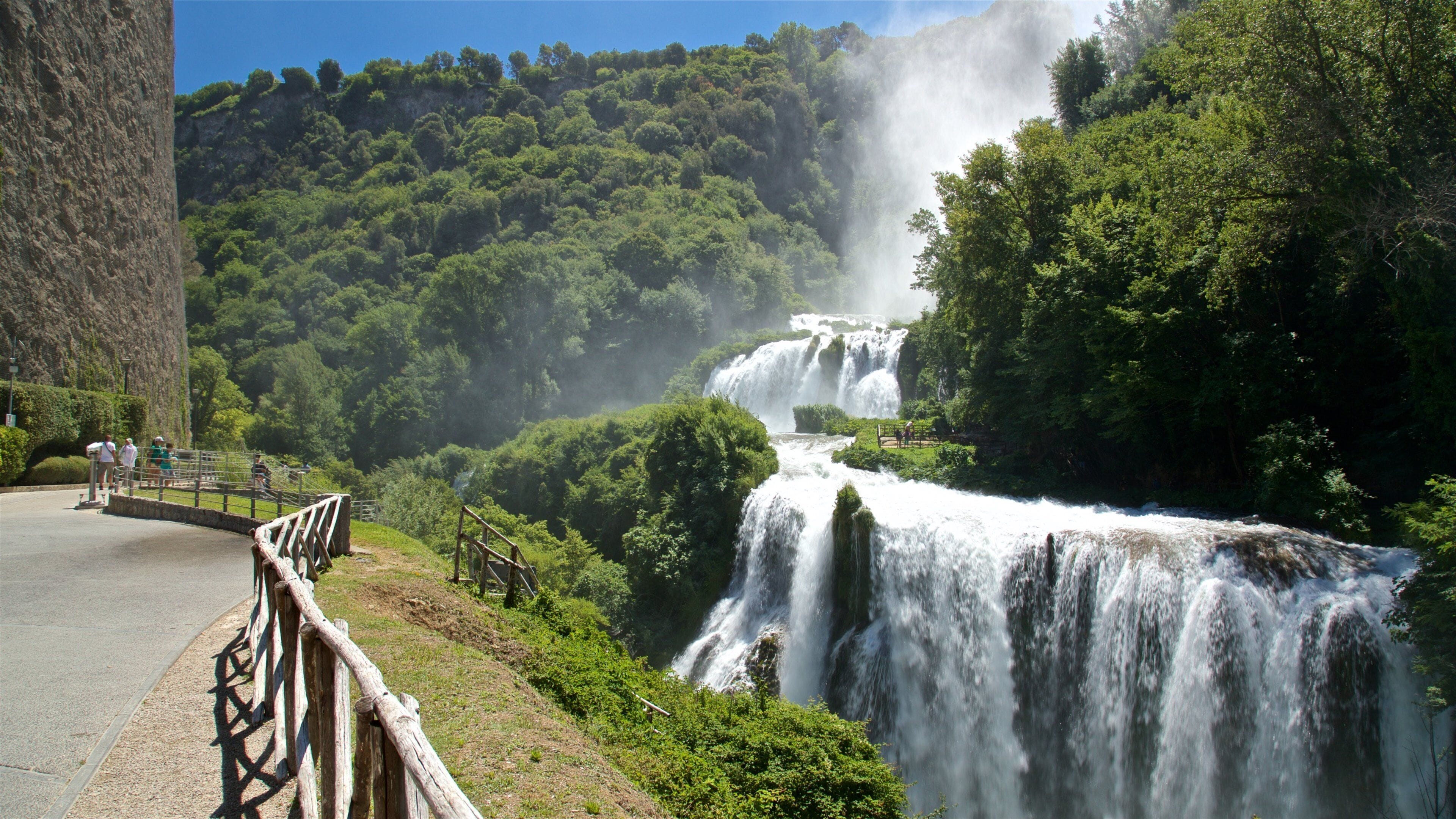Cascata delle Marmore showing landscape views and a waterfall