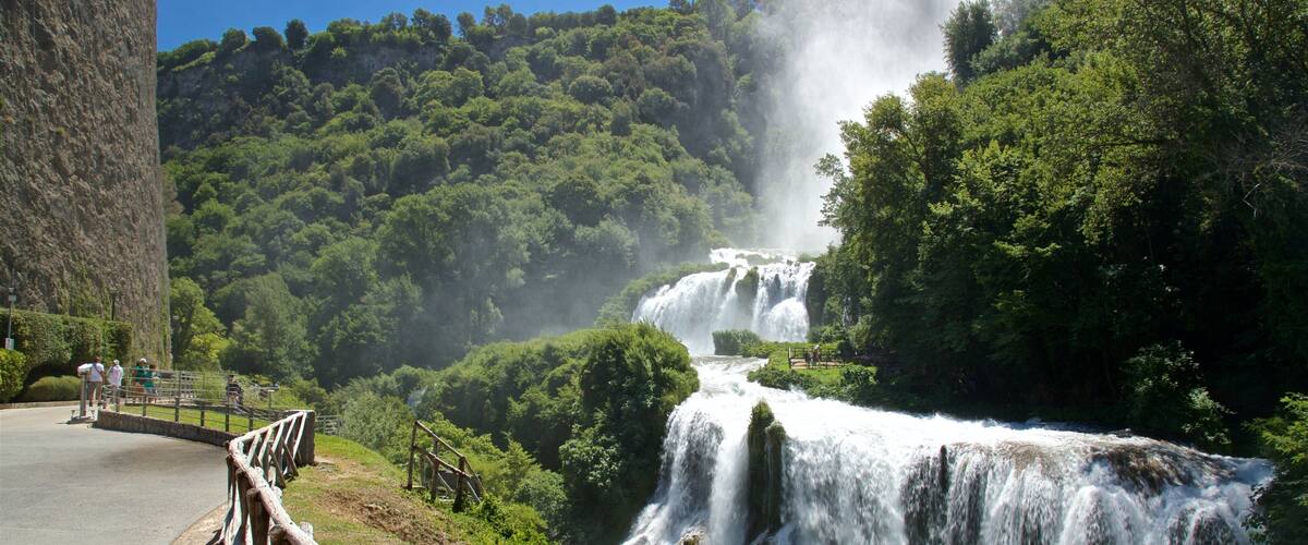 瀑布阿尔马尔莫雷