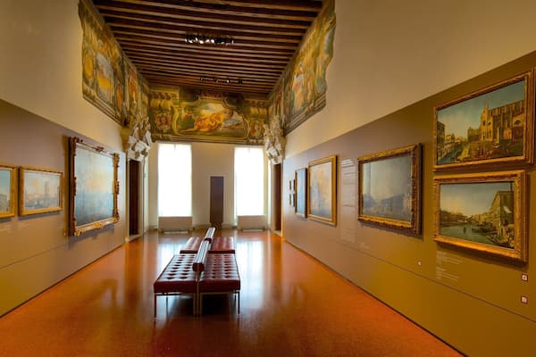 Gallerie di Palazzo Leoni Montanari ofreciendo vistas interiores y arte