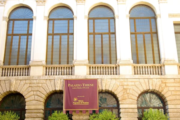 Palazzo Thiene which includes chateau or palace