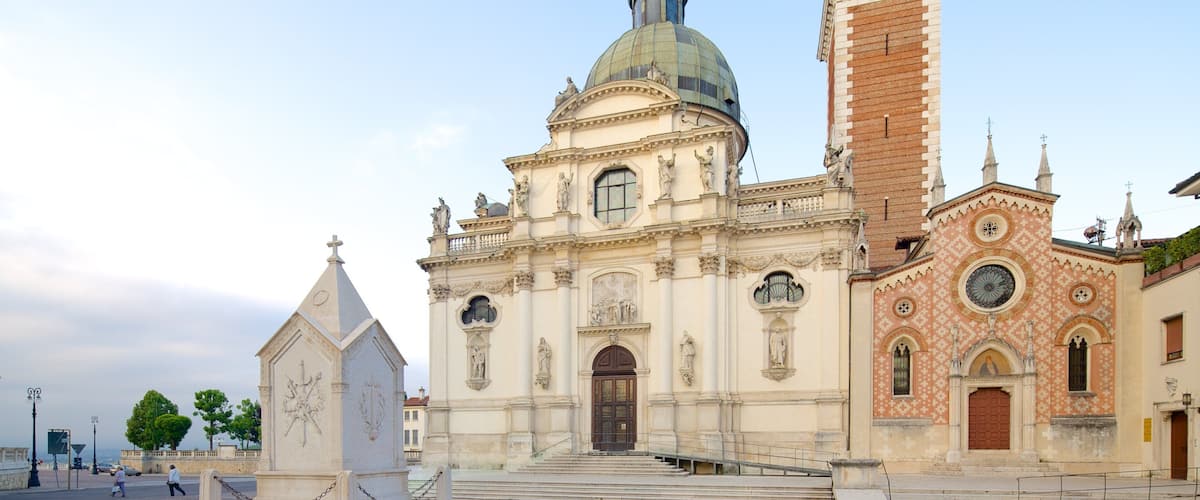 Santuario della Madonna di Monte Berico welches beinhaltet Kirche oder Kathedrale, Straßenszenen und historische Architektur