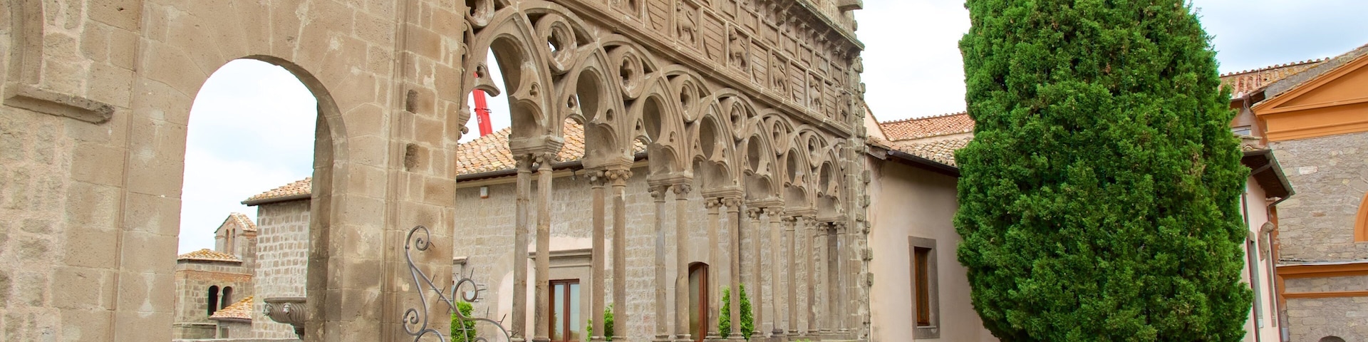 Viterbo mostrando arquitetura de patrimônio