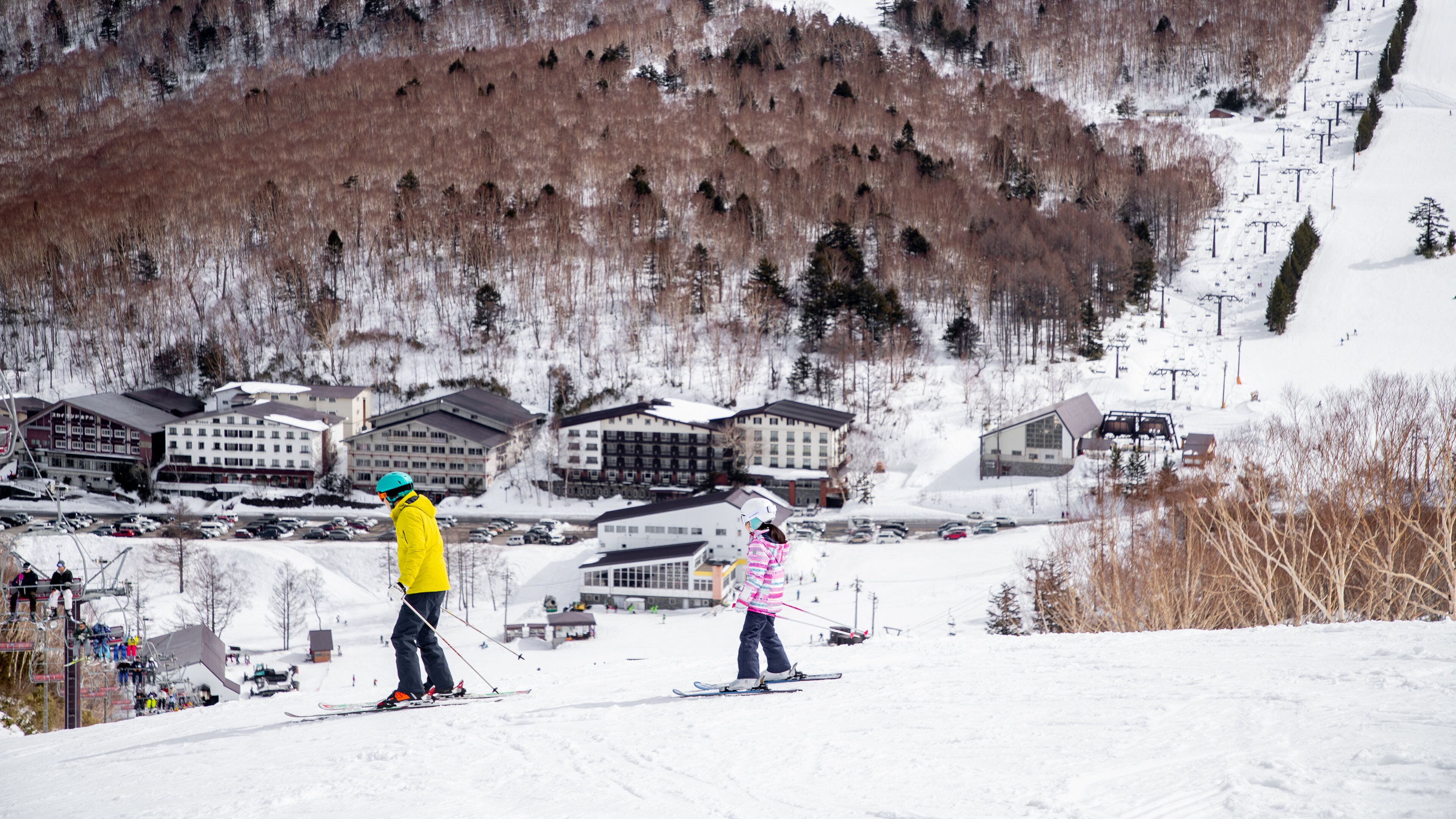 Shiga Kogen Ski Area featuring snow skiing, landscape views and snow