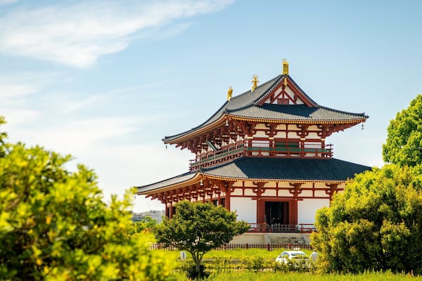Heijo Palace showing a temple or place of worship and heritage architecture