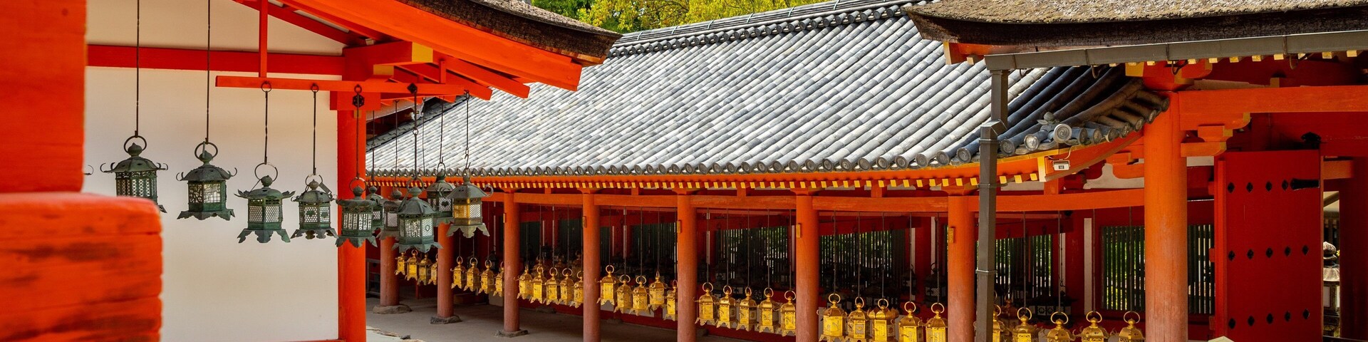 Kasuga Shrine which includes a temple or place of worship and heritage elements