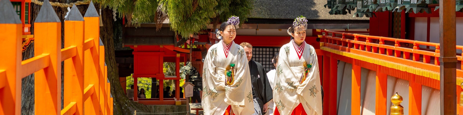 Kasuga Shrine showing heritage elements as well as a couple