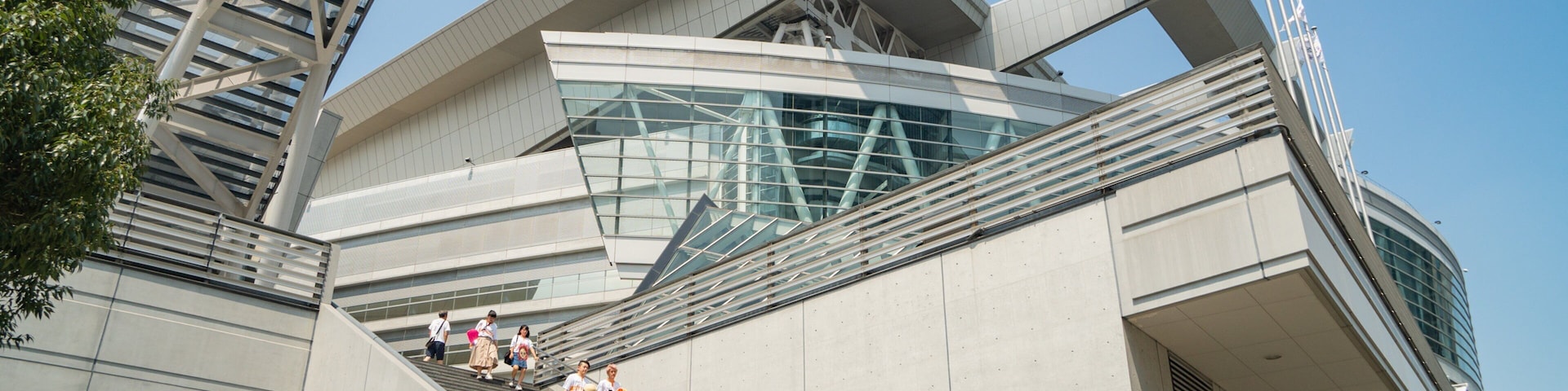 Saitama Super Arena featuring modern architecture