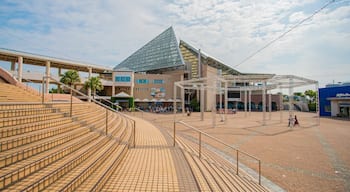 Hakkeijima Sea Paradise which includes modern architecture