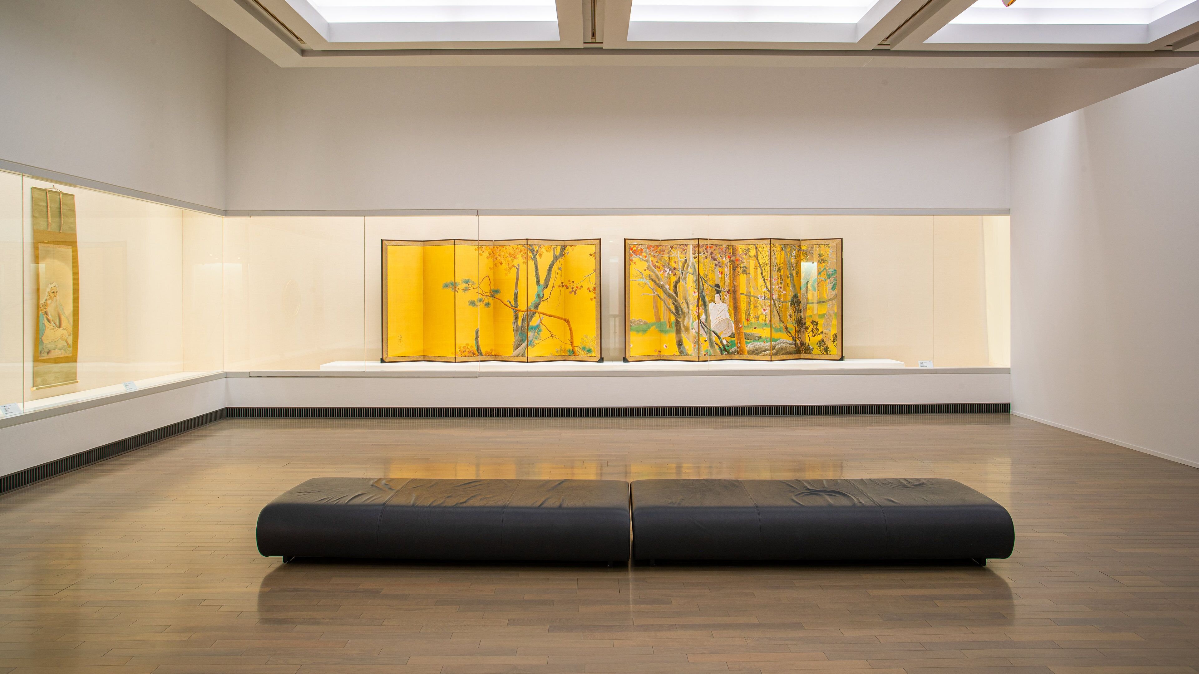 Yokohama Museum of Art featuring interior views and art