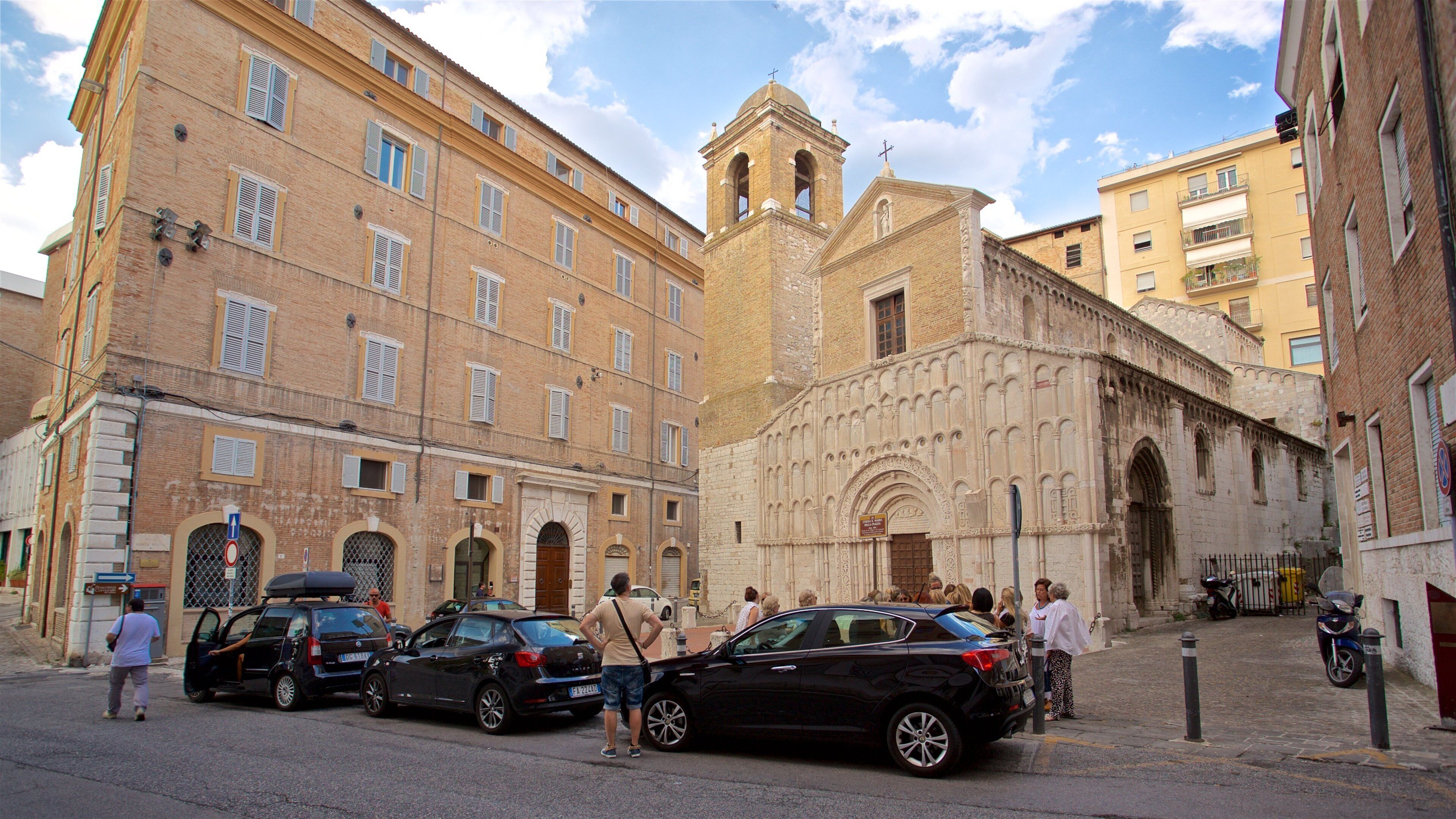 Chiesa di Santa Maria della Piazza showing heritage elements and a church or cathedral
