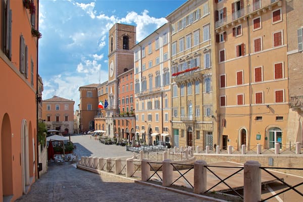 Piazza del Plebiscito