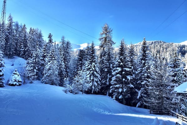 Morning view from the Hotel Plan Bois towards the mountains and main runs. I haven't adjusted the colours on this, the snow really does match the sky!