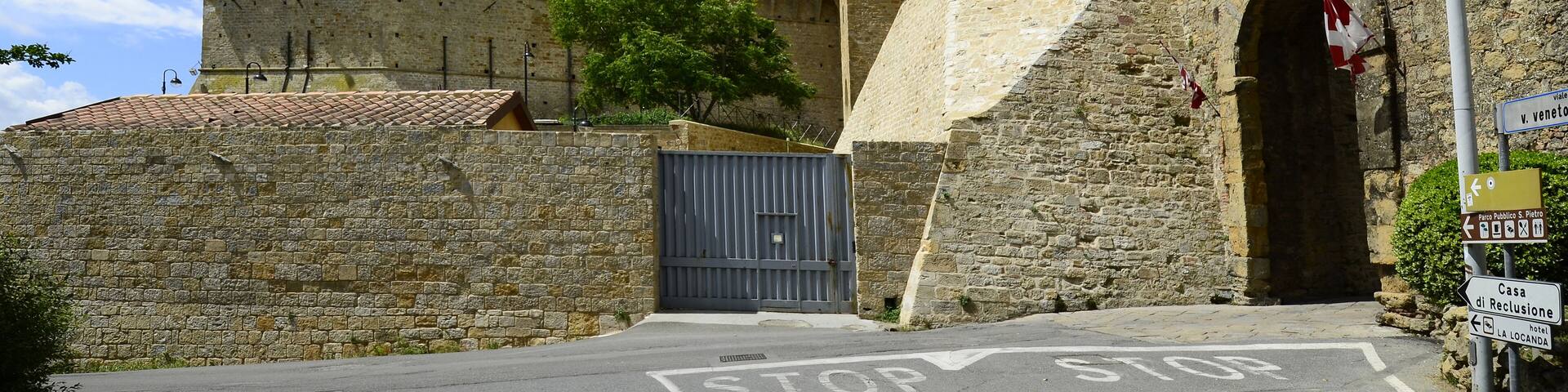 Italy, fortress Fortezza Medicea with Porto a Selci - Selci Door, entrance to medieval village Volterra, the fortress is used as a prison