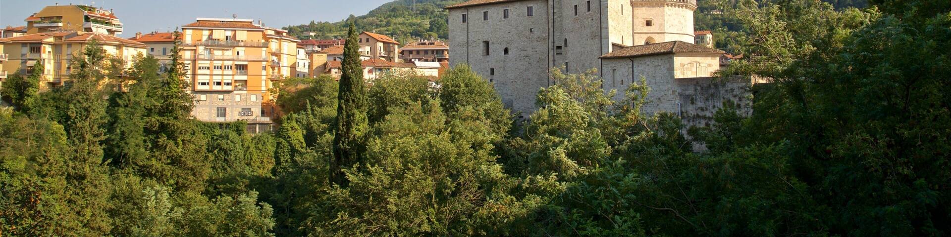 Forte Malatesta qui includes patrimoine architectural et panoramas