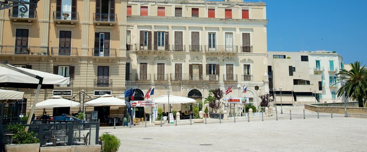 Piazza del Ferrarese