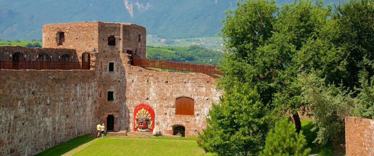 Messner Mountain Museum a Castel Firmiano caratteristiche di architettura d\'epoca