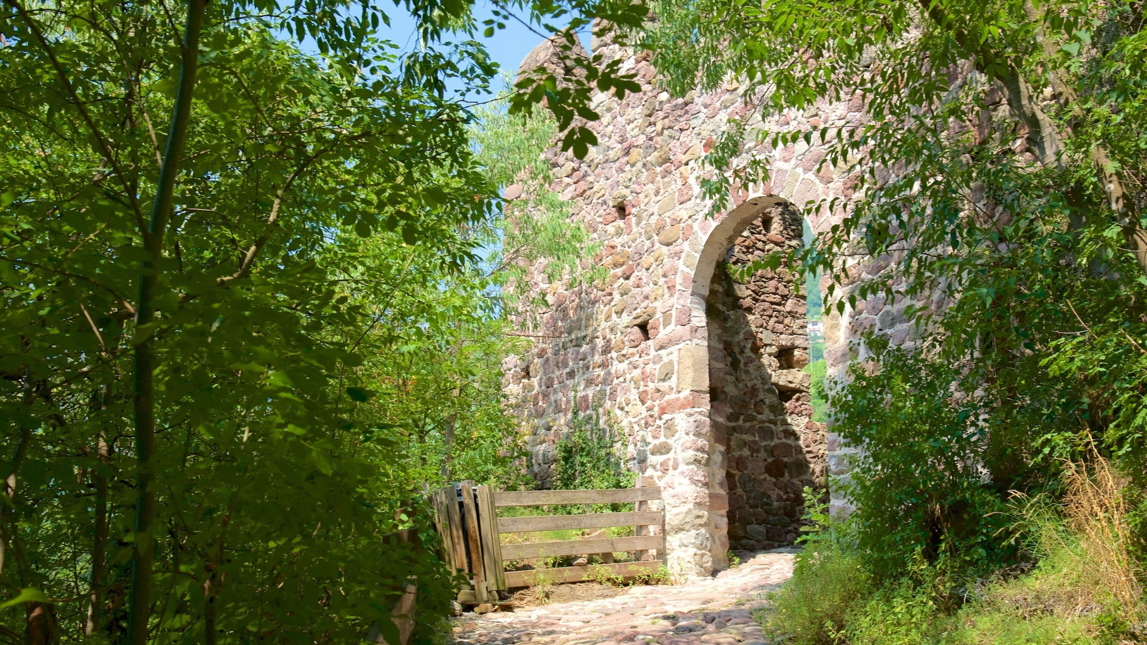 Runkelstein Castle