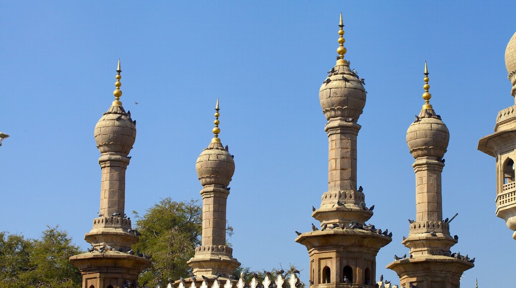 Mecca Masjid featuring heritage architecture, a mosque and religious elements
