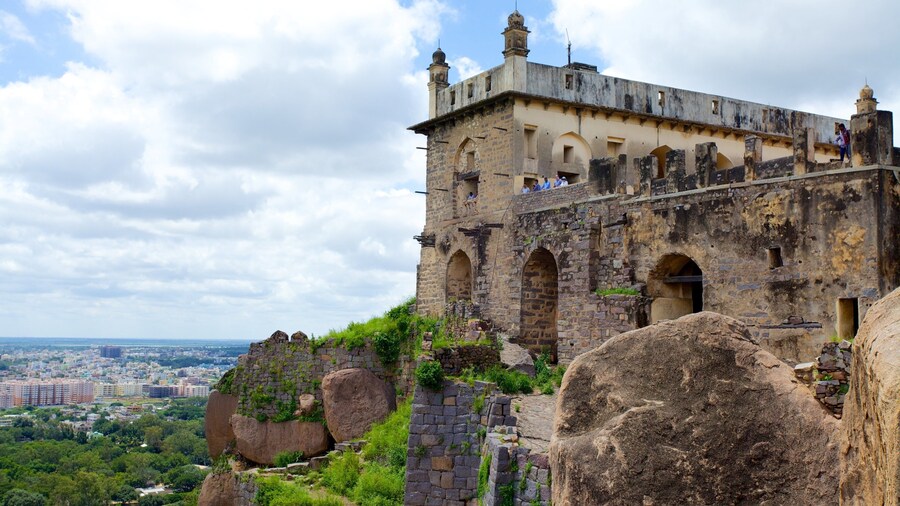 Golconda Fort showing heritage architecture and a castle
