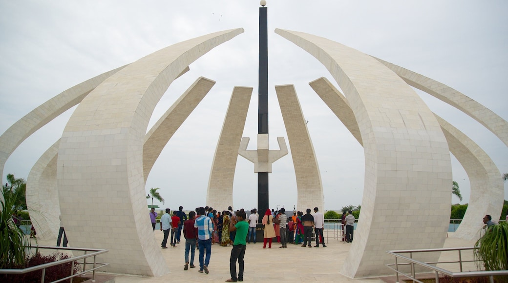 Marina Beach en ook een grote groep mensen