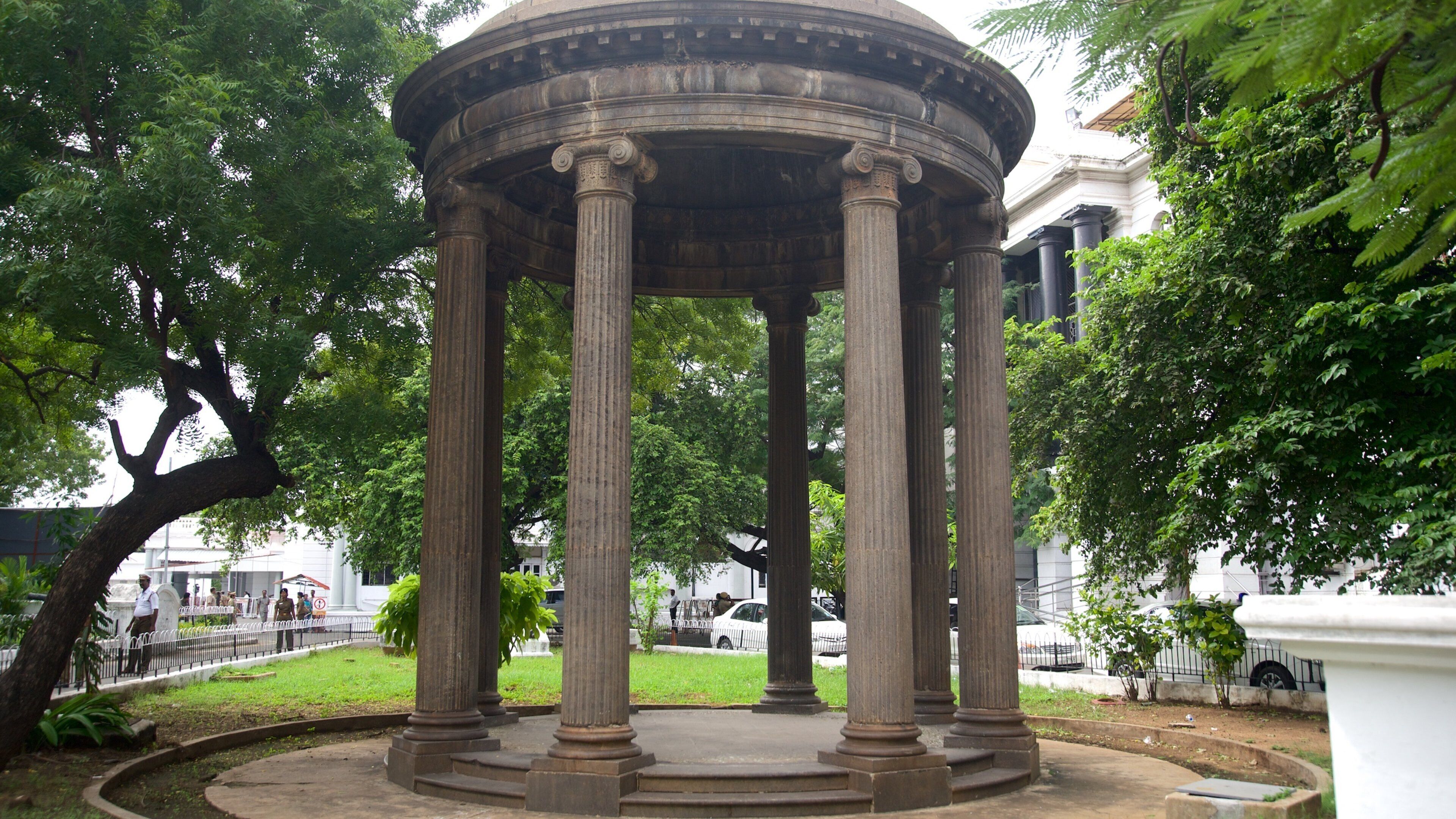 Fuerte St. George mostrando un parque