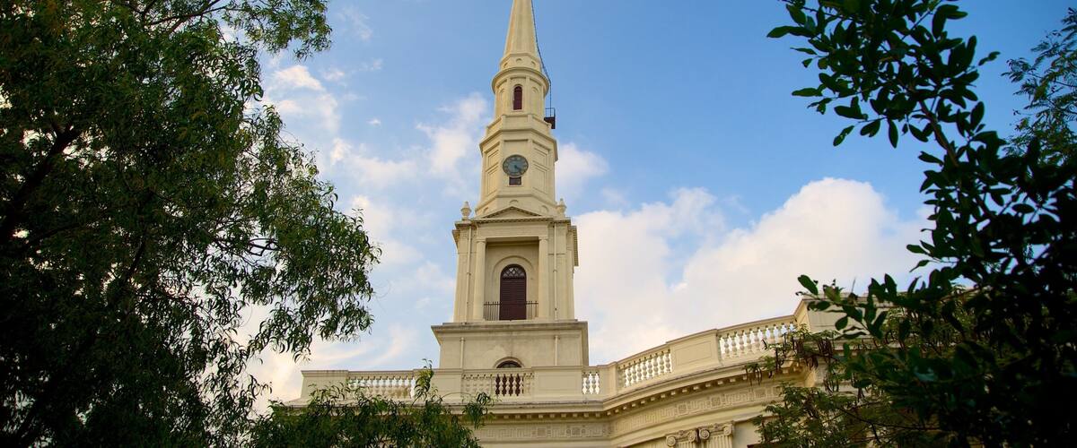 St. Andrew\'s Kirk showing heritage elements and a church or cathedral