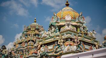 Kapaleeswarar Temple which includes heritage architecture, heritage elements and a temple or place of worship