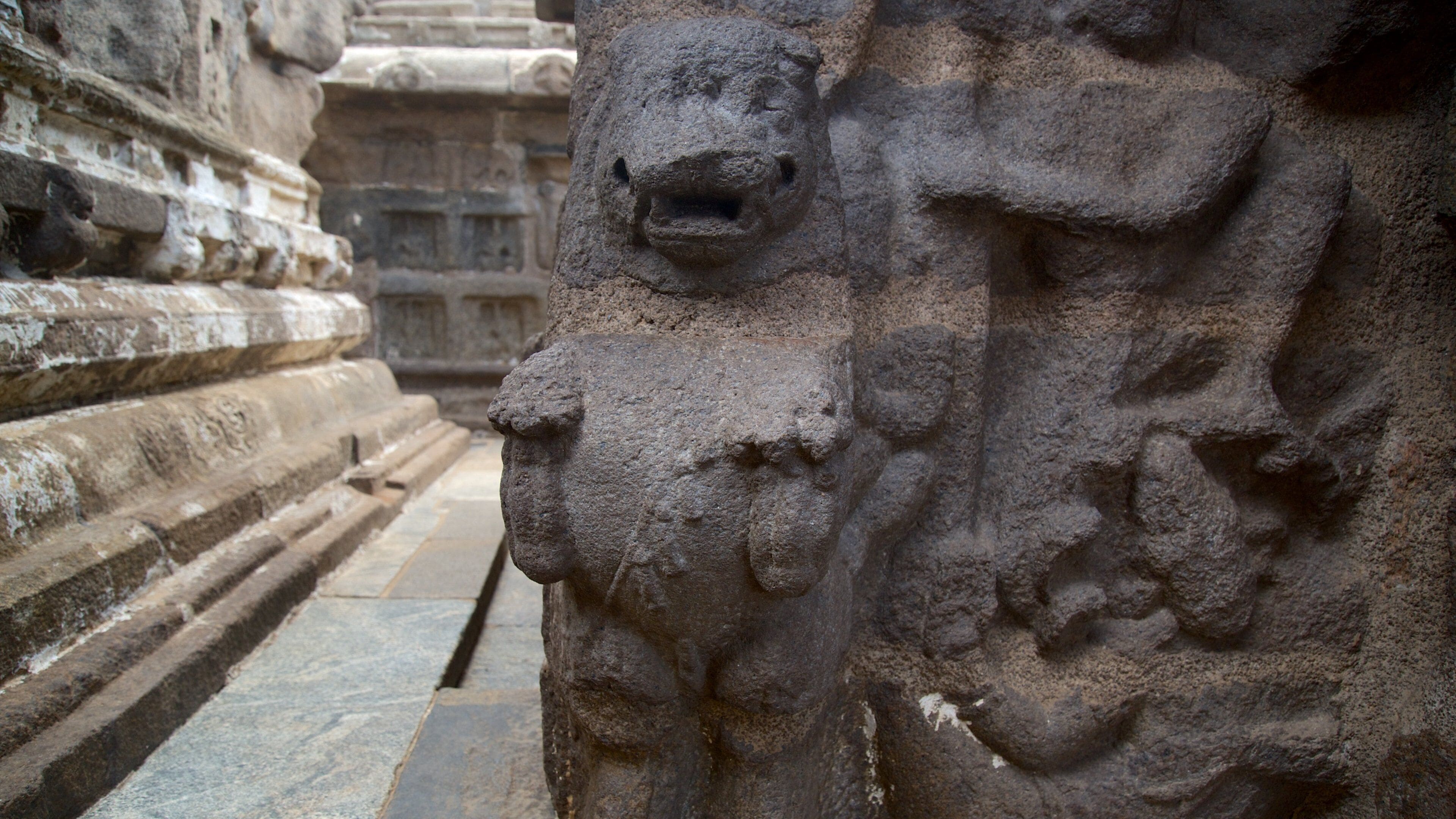 Templo de Shore que inclui um templo ou local de adoração e arquitetura de patrimônio