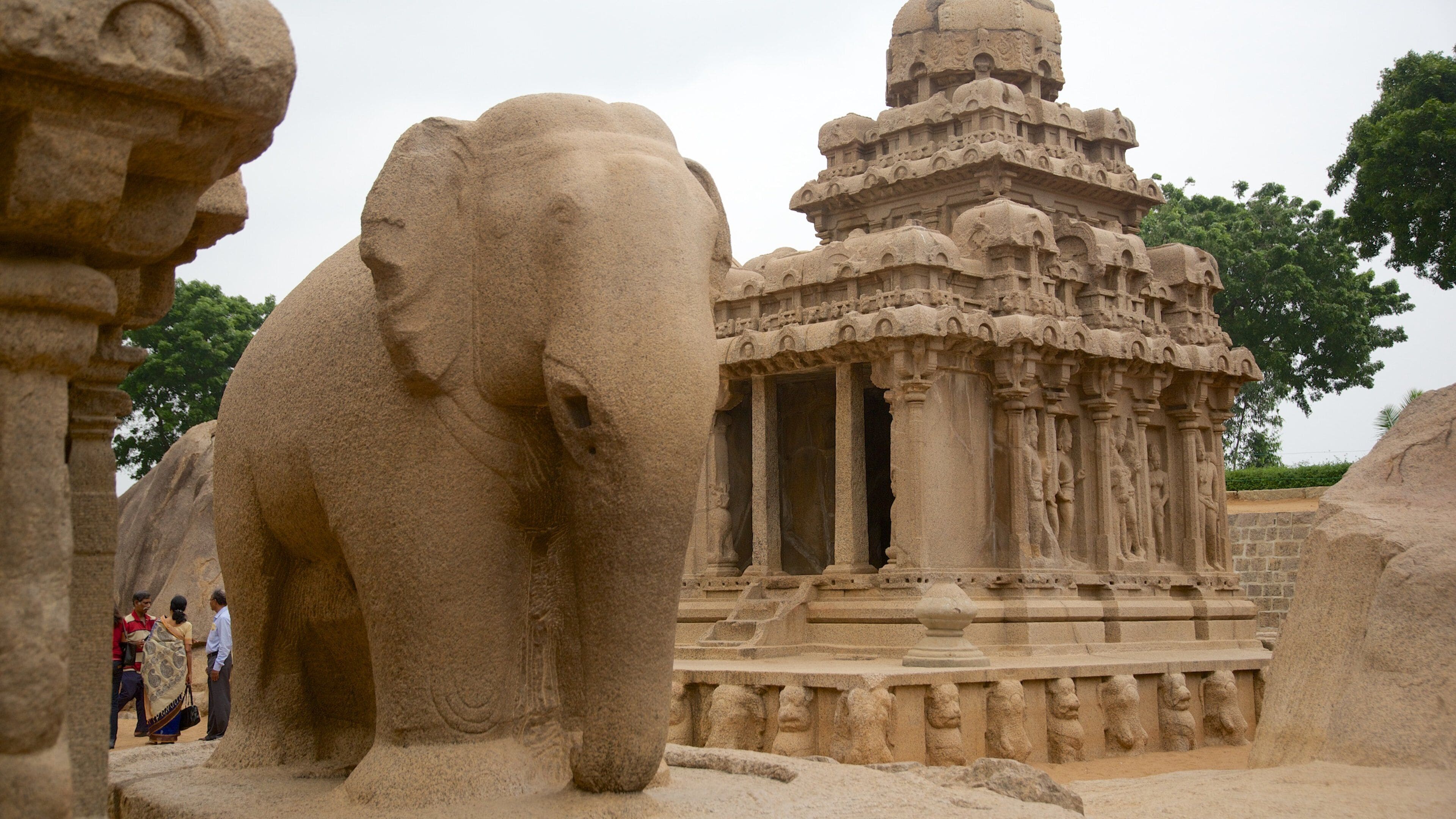 Pancha Pandava Rathas joka esittää patsas tai veistos ja perintökohteet