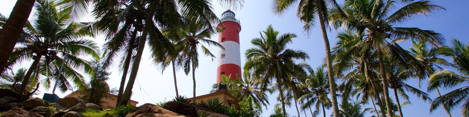 Lighthouse Beach which includes a lighthouse