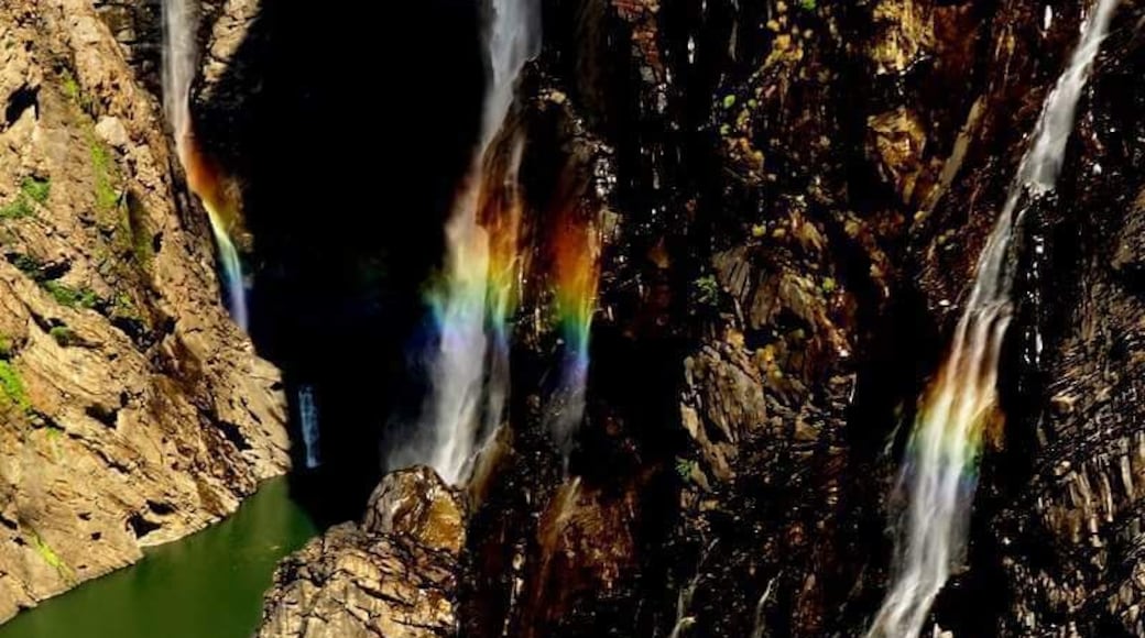 The rainbow laiden jog falls in the month of December