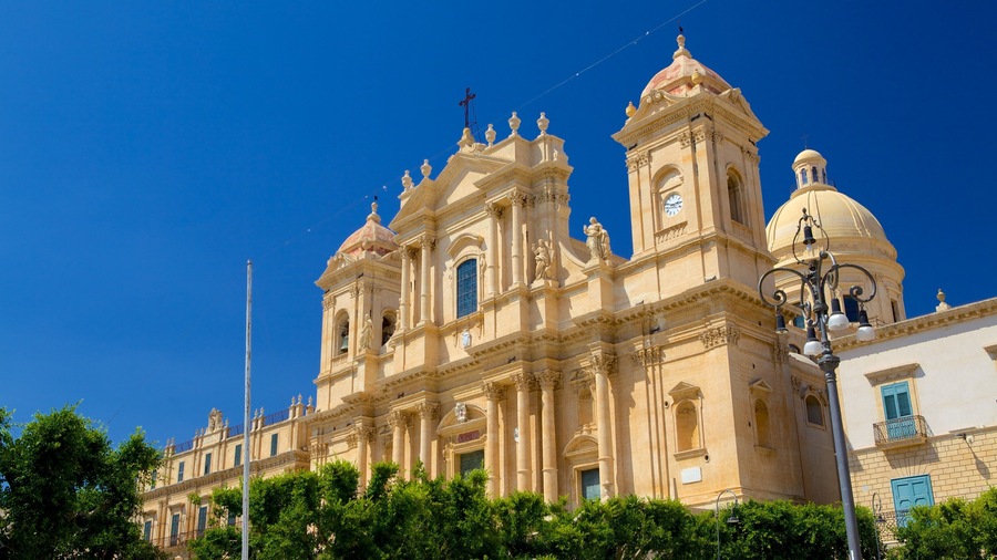 Cathedral of Noto featuring a church or cathedral and heritage architecture