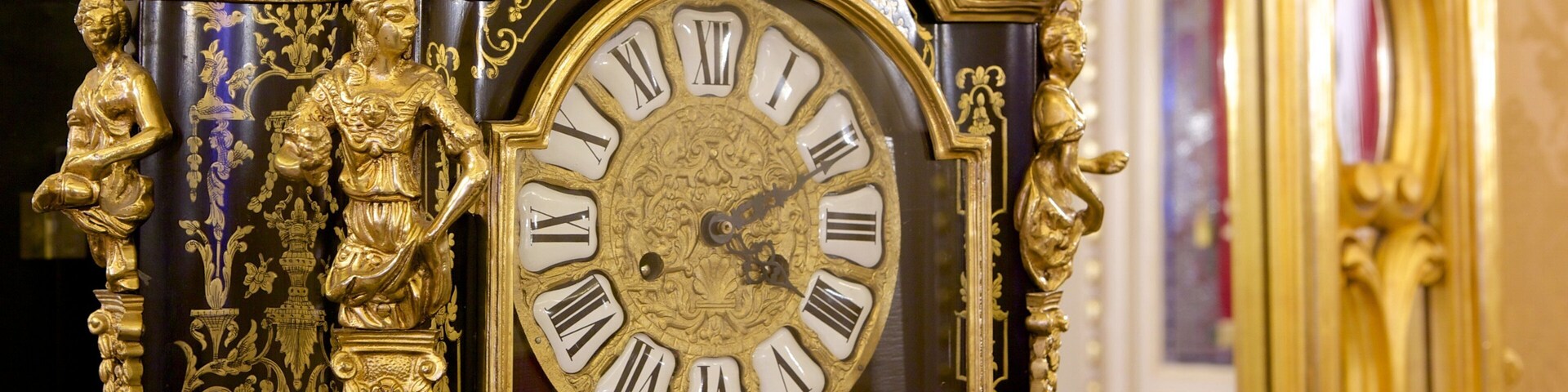 Palacio de Ducezio ofreciendo vista interna y elementos patrimoniales