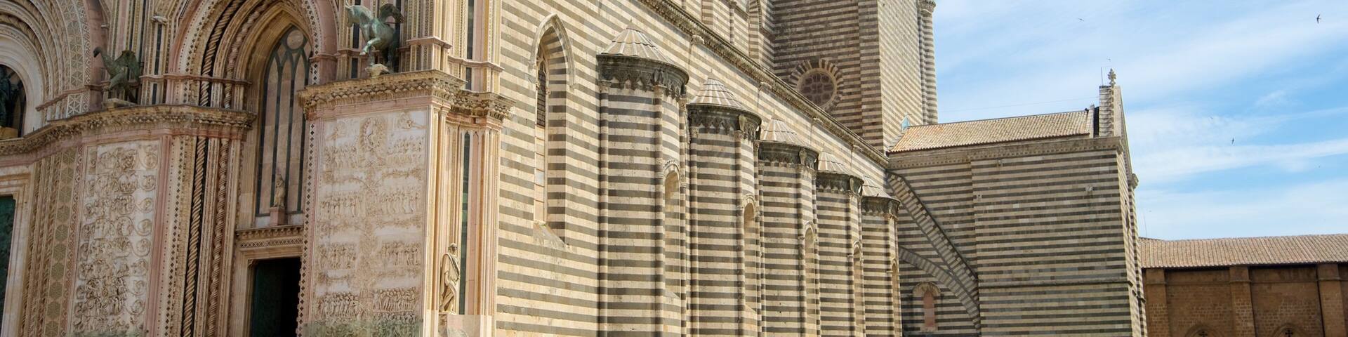 Duomo di Orvieto featuring religious elements, heritage architecture and a church or cathedral