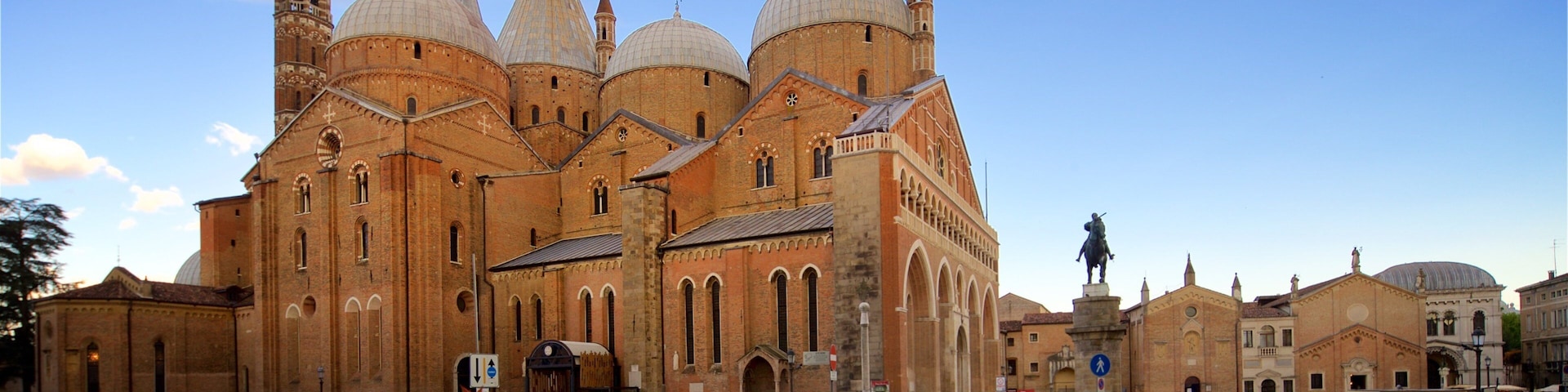 帕多瓦聖安東尼大教堂 其中包括 夕陽 和 歷史建築