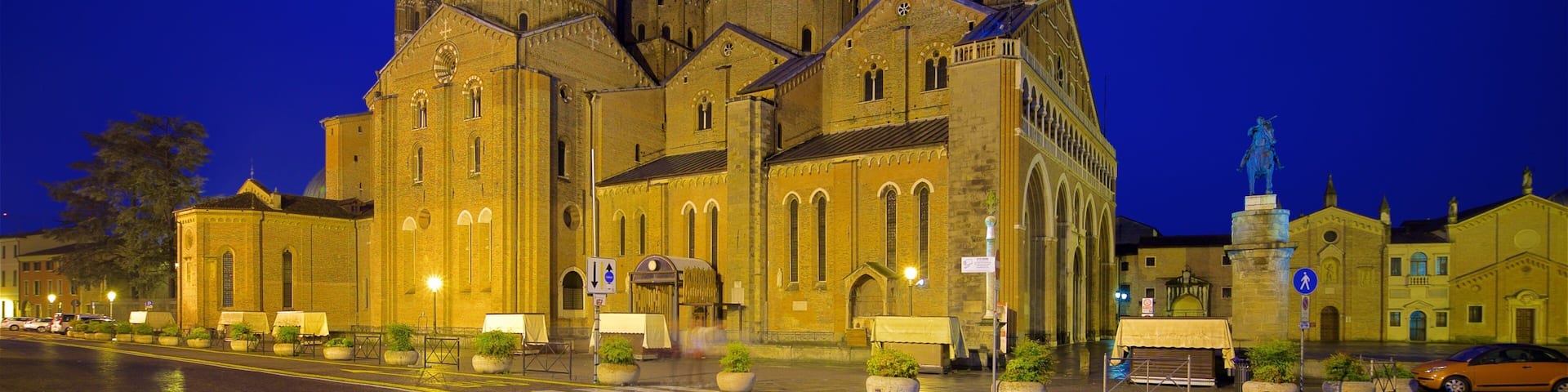 Basilica di Sant\'Antonio da Padova featuring a church or cathedral, heritage architecture and night scenes