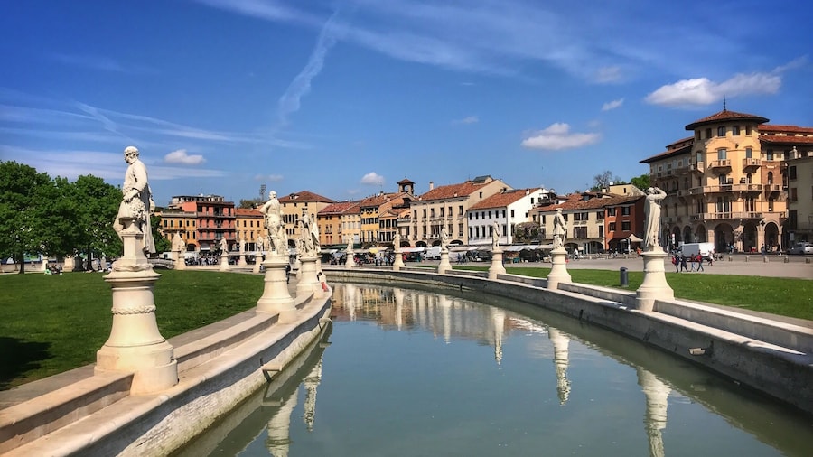 Padova is Padua is Padova