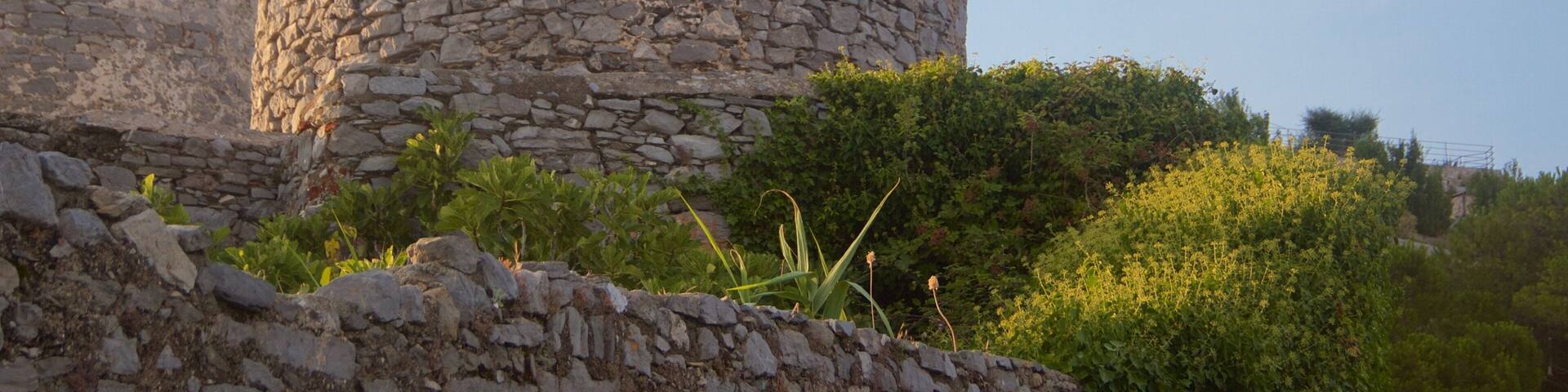 Doria Castle which includes heritage elements, chateau or palace and a ruin