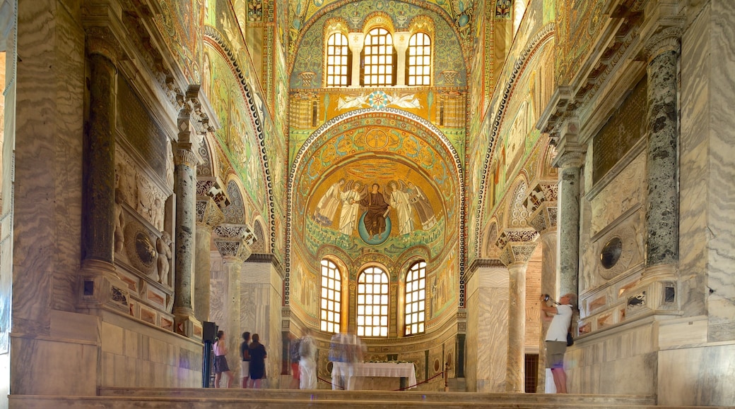 Basilique Saint-Vital