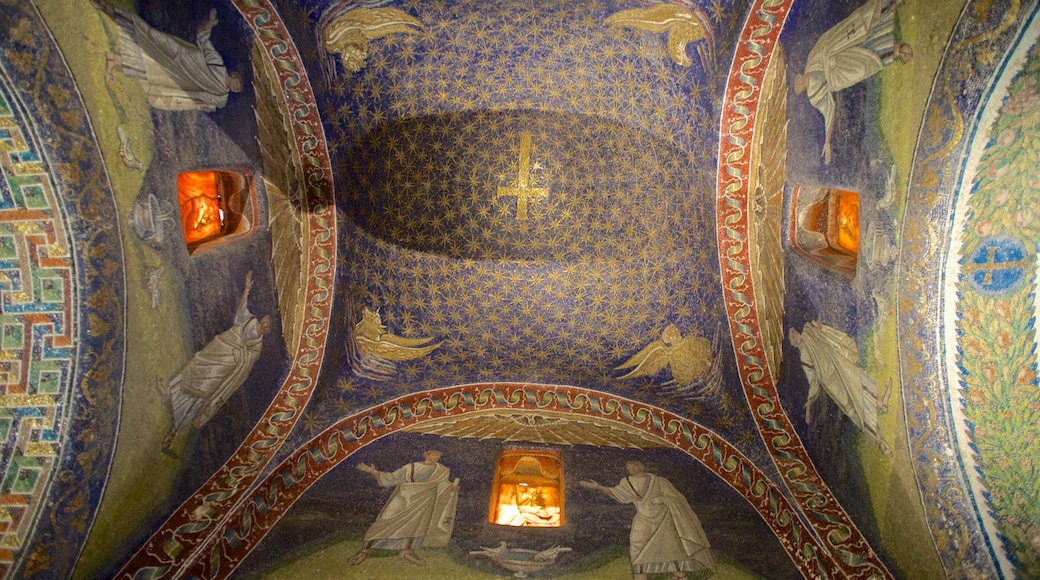 Mausoleum of Galla Placidia which includes interior views, heritage elements and religious elements